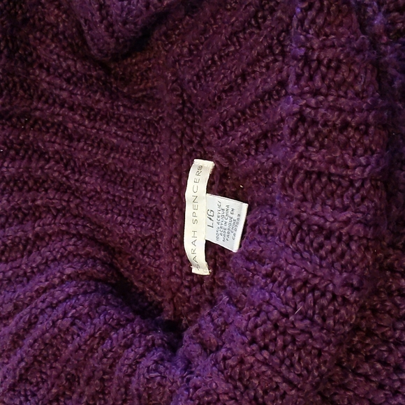 Purple sweater with turtleneck - Picture 2 of 2